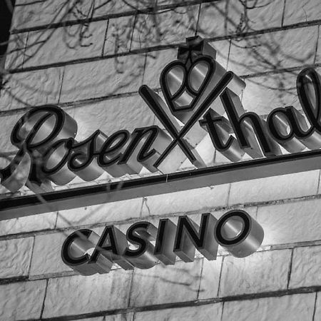 Hotel & Restaurant Rosenthal Casino Selb Buitenkant foto